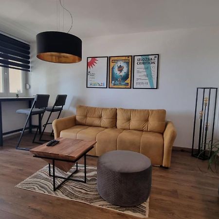 Qr Apartment For Family, Couples, And Friends Stay In Rijeka Exterior photo